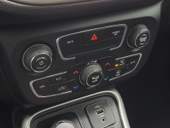 Used 2021  Jeep Compass 80th Anniversary 4x4 at Ypsilanti Import Auto Sales near Ypsilanti&comma; MI