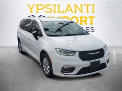  2025 Chrysler Pacifica Select FWD at Ypsilanti Import Auto Sales near Ypsilanti&comma; MI