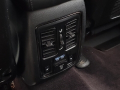 Used 2018  Jeep Grand Cherokee 4d SUV 4WD Overland V6 High Altitude at Ypsilanti Import Auto Sales near Ypsilanti&comma; MI