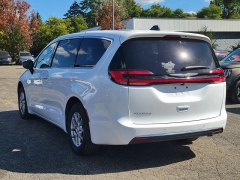 Used 2026  Chrysler Pacifica Select FWD at Ypsilanti Import Auto Sales near Ypsilanti&comma; MI