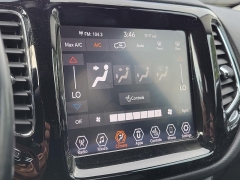 Used 2020  Jeep Compass 4d SUV 4WD Limited at Ypsilanti Import Auto Sales near Ypsilanti&comma; MI
