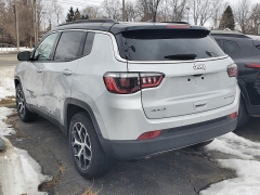 Used 2024  Jeep Compass Limited 4x4 at Ypsilanti Import Auto Sales near Ypsilanti&comma; MI