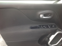 Used 2018  Jeep Renegade 4d SUV FWD Latitude at AutoSmart Algona near Algona, IA