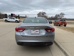 Used 2015  Chrysler 200 4d Sedan S V6 at AutoSmart Spirit Lake near Okoboji&comma; IA