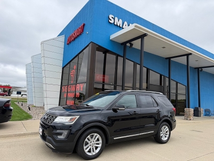 Used 2017 Ford Explorer 4d SUV FWD XLT at Autosmart of Spirit Lake near Okoboji, IA