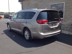 Used 2018  Chrysler Pacifica 4d Wagon Touring L at AutoSmart Algona near Algona&comma; IA