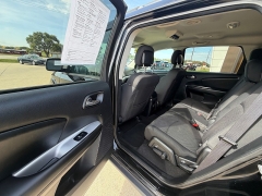 Used 2018  Dodge Journey 4d SUV FWD SXT V6 at AutoSmart Spirit Lake near Okoboji&comma; IA