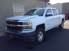  2017 Chevrolet Silverado 1500 4WD Crew Cab LT at AutoSmart Algona near Algona&comma; IA