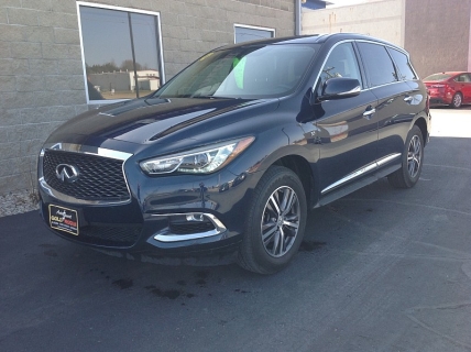 Used 2017 INFINITI QX60 4d SUV AWD at Auto Smart of Algona near Algona, IA