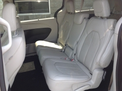 Used 2018  Chrysler Pacifica 4d Wagon Touring L at AutoSmart Algona near Algona&comma; IA