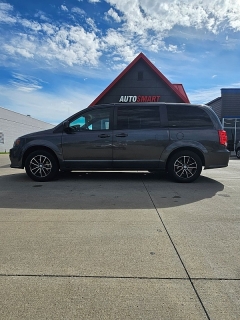 Used 2019 Dodge Grand Caravan 4d Wagon SXT at AutoSmart Fort Dodge near Fort Dodge, IA