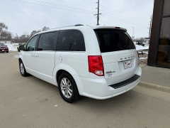 Used 2019  Dodge Grand Caravan 4d Wagon SXT at AutoSmart Spirit Lake near Okoboji, IA