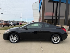Used 2008  Nissan Altima Coupe 2d Coupe SE Auto at AutoSmart Spirit Lake near Spirit Lake&comma; IA