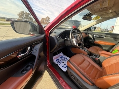 Used 2017  Nissan Rogue 4d SUV AWD SL at AutoSmart Spirit Lake near Okoboji, IA