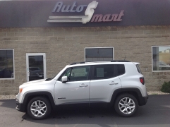 Used 2018  Jeep Renegade 4d SUV FWD Latitude at AutoSmart Algona near Algona, IA