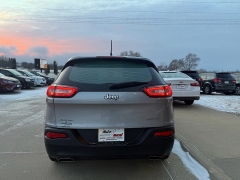 Used 2017  Jeep Cherokee 4d SUV 4WD Sport V6 at AutoSmart Spirit Lake near Okoboji&comma; IA