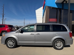 Used 2016  Dodge Grand Caravan 4d Wagon SXT at AutoSmart Spirit Lake near Okoboji&comma; IA