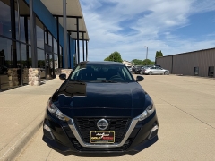 Used 2020  Nissan Altima 4d Sedan AWD 2&period;5L S at AutoSmart Spirit Lake near Okoboji&comma; IA