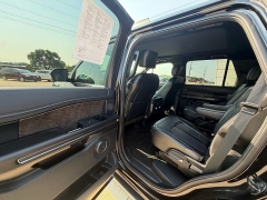 Used 2019  Ford Expedition 4d SUV 4WD Limited at AutoSmart Spirit Lake near Okoboji&comma; IA