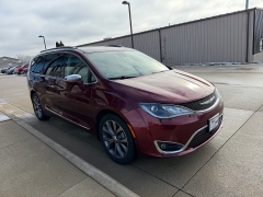 Used 2017  Chrysler Pacifica 4d Wagon Limited at AutoSmart Spirit Lake near Okoboji&comma; IA