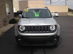 Used 2018  Jeep Renegade 4d SUV FWD Latitude at AutoSmart Algona near Algona, IA