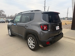 Used 2019  Jeep Renegade 4d SUV FWD Latitude at AutoSmart Spirit Lake near Okoboji&comma; IA