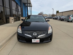Used 2008  Nissan Altima Coupe 2d Coupe SE Auto at AutoSmart Spirit Lake near Spirit Lake&comma; IA