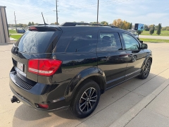 Used 2018  Dodge Journey 4d SUV FWD SXT V6 at AutoSmart Spirit Lake near Okoboji&comma; IA