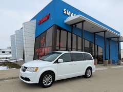 Used 2019  Dodge Grand Caravan 4d Wagon SXT at AutoSmart Spirit Lake near Okoboji, IA