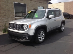  2018 Jeep Renegade 4d SUV FWD Latitude at AutoSmart Algona near Algona, IA