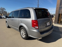 Used 2016  Dodge Grand Caravan 4d Wagon SXT at AutoSmart Spirit Lake near Okoboji&comma; IA