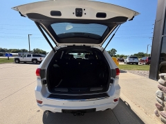 Used 2019  Jeep Grand Cherokee 4d SUV 4WD Overland V6 at AutoSmart Spirit Lake near Okoboji&comma; IA