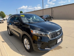 Used 2019  Kia Sorento 4d SUV FWD L at AutoSmart Spirit Lake near Okoboji&comma; IA