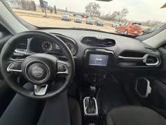 Used 2019  Jeep Renegade 4d SUV FWD Latitude at AutoSmart Spirit Lake near Okoboji&comma; IA