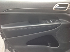 Used 2015  Jeep Grand Cherokee 4d SUV 4WD Laredo at AutoSmart Algona near Algona&comma; IA