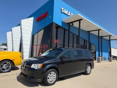 Used 2016  Dodge Grand Caravan 4d Wagon SE at AutoSmart Spirit Lake near Okoboji&comma; IA