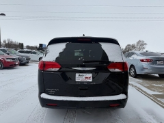 Used 2018  Chrysler Pacifica 4d Wagon L at AutoSmart Spirit Lake near Okoboji, IA