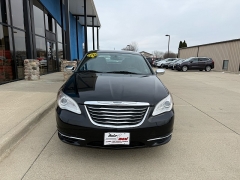 Used 2013  Chrysler 200 4d Sedan Limited at AutoSmart Spirit Lake near Okoboji, IA