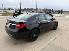 Used 2013  Chrysler 200 4d Sedan Limited at AutoSmart Spirit Lake near Okoboji, IA