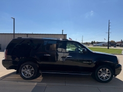 Used 2007  GMC Yukon XL 1500 SUV 4WD Denali at AutoSmart Spirit Lake near Spirit Lake&comma; IA