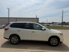 Used 2016  Nissan Pathfinder 4d SUV 4WD S at AutoSmart Spirit Lake near Okoboji&comma; IA