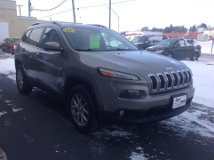 Used 2017  Jeep Cherokee 4d SUV 4WD Latitude V6 at AutoSmart Algona near Algona&comma; IA