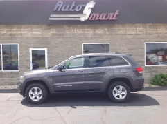 Used 2015  Jeep Grand Cherokee 4d SUV 4WD Laredo at AutoSmart Algona near Algona&comma; IA