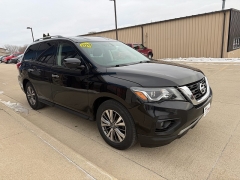 Used 2019  Nissan Pathfinder 4d SUV FWD SV at AutoSmart Spirit Lake near Okoboji&comma; IA