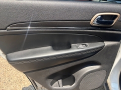 Used 2017 Jeep Grand Cherokee 4d SUV 4WD Limited at Royal Car Center near Philadelphia, PA