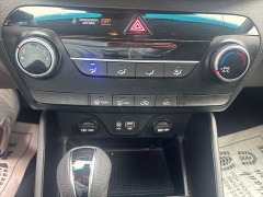 Used 2020 Hyundai Tucson 4d SUV AWD SE at Royal Car Center near Philadelphia, PA