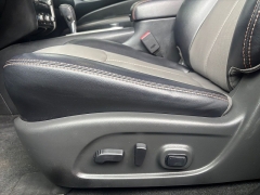 Used 2020 Nissan Pathfinder 4d SUV 4WD SL at Royal Car Center near Philadelphia, PA