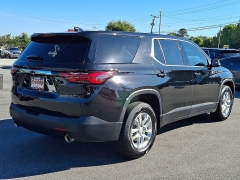 Used 2023  Chevrolet Traverse FWD 4dr LS w&sol;1LS at Peters Auto Mall near High Point&comma; NC