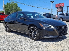  2023 Nissan Altima 2.5 SR AWD Sedan at Peters Auto Mall near High Point, NC
