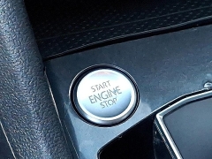 Used 2021  Volkswagen Tiguan 2&period;0T SE 4MOTION at Peters Auto Mall near High Point&comma; NC